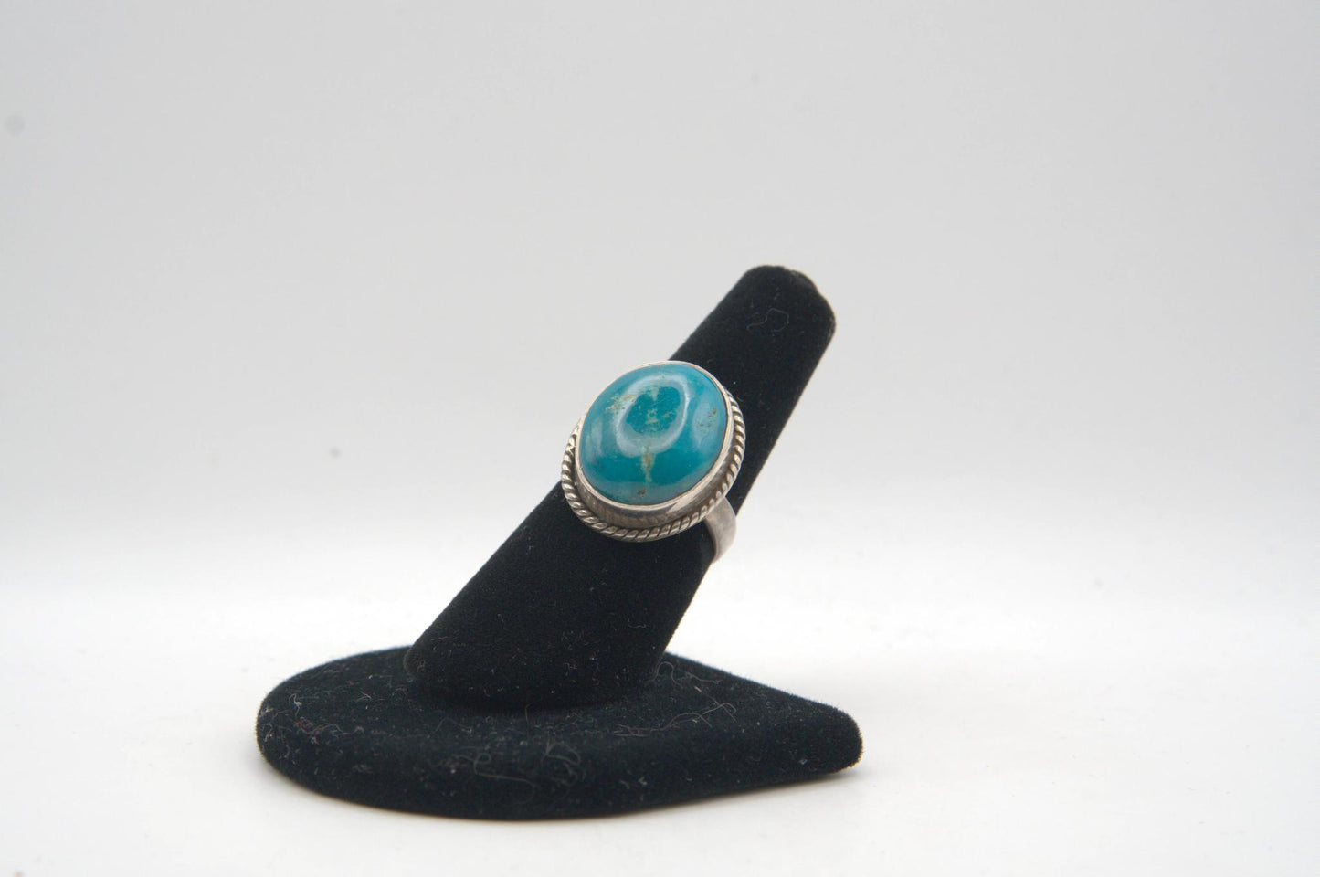 Turquoise Circular Cabochon Bezel Silver Ring