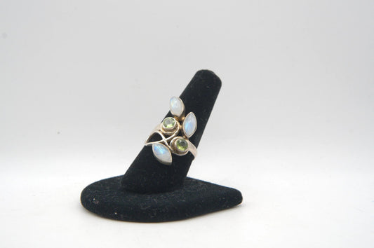 Peridot Duo Circular Cut with Moonstone Leaves Silver Ring