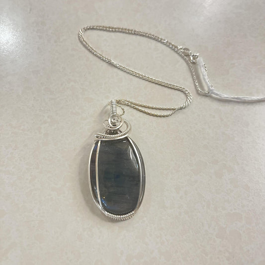 Wire Wrapped Labradorite Pendant